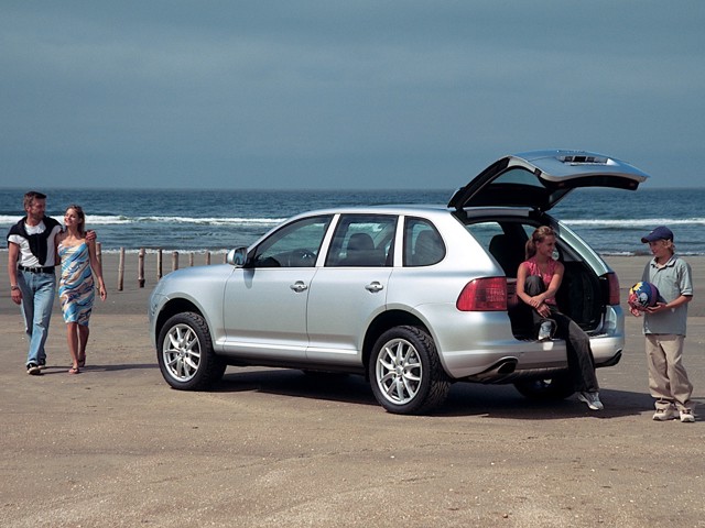 Porsche Cayenne S photo 21