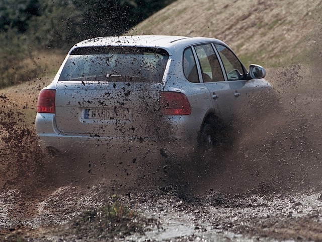 Porsche Cayenne S photo 22