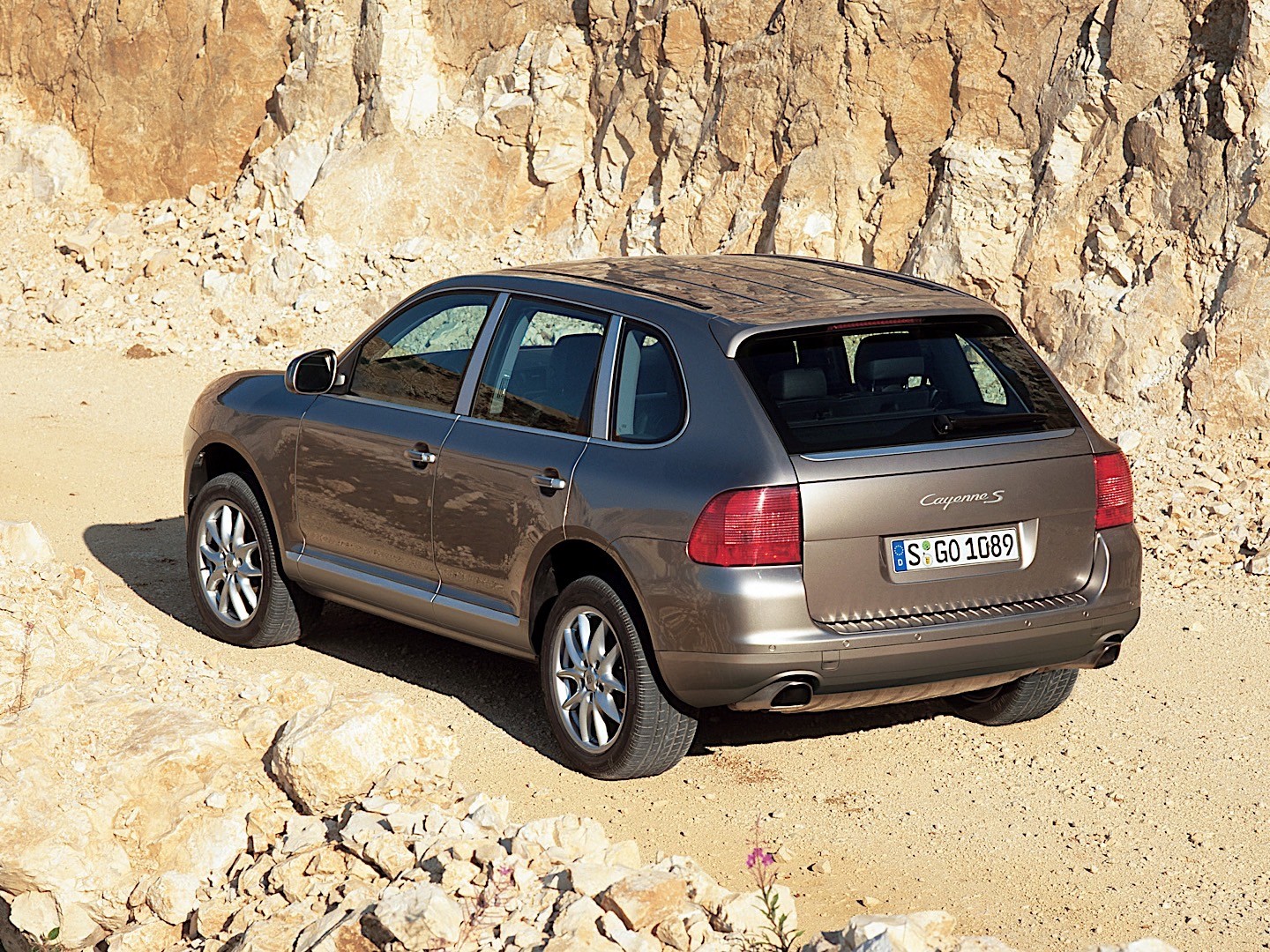 Porsche Cayenne S photo 30