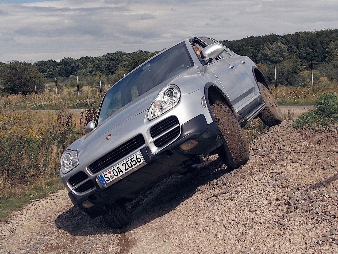 Porsche Cayenne S photo 35