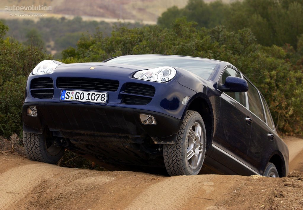 Porsche Cayenne S photo 4