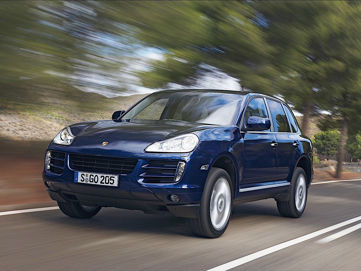 Porsche Cayenne S photo 11