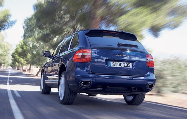 Porsche Cayenne S photo 13