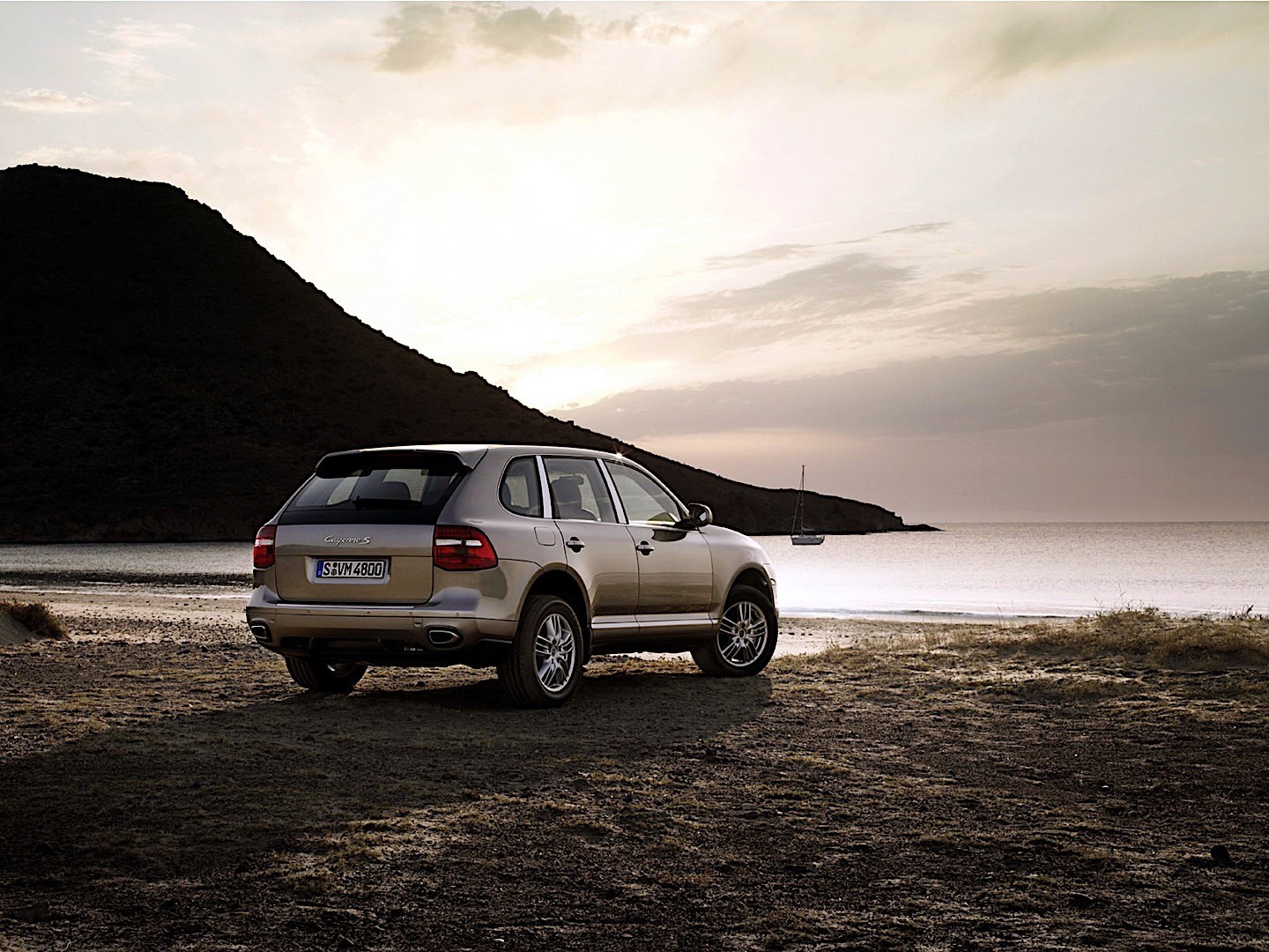 Porsche Cayenne S photo 21