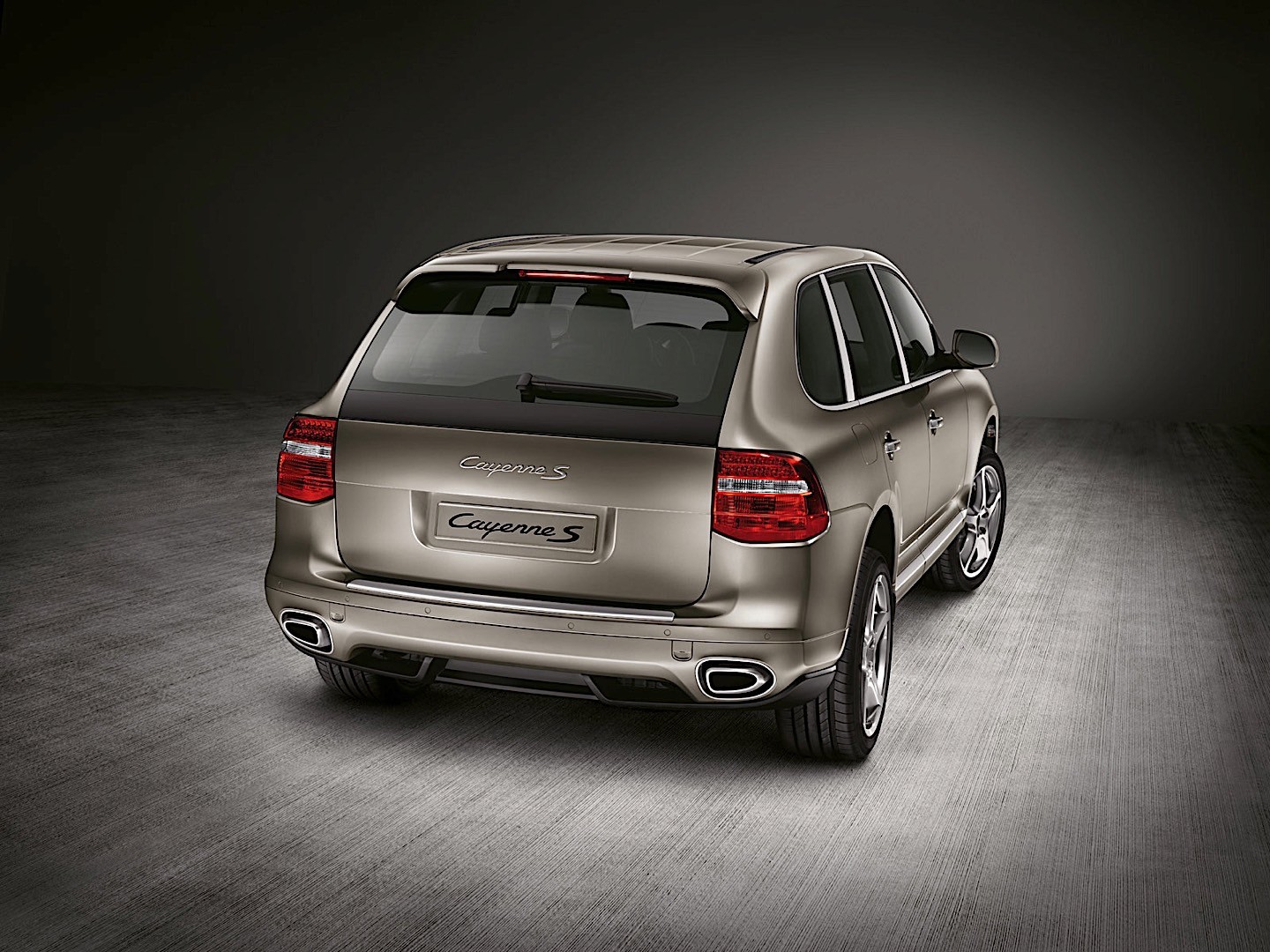 Porsche Cayenne S photo 23