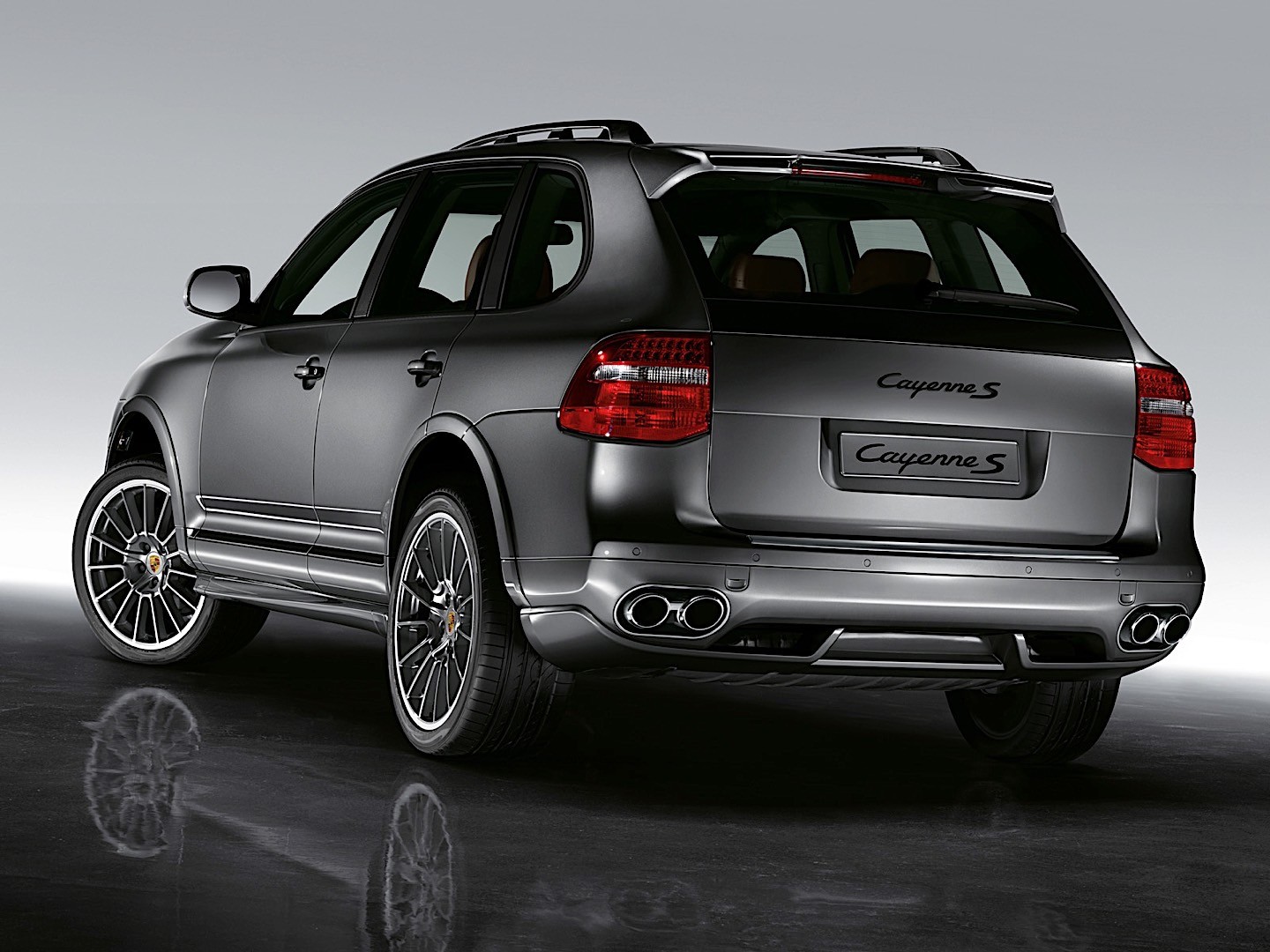 Porsche Cayenne S photo 25