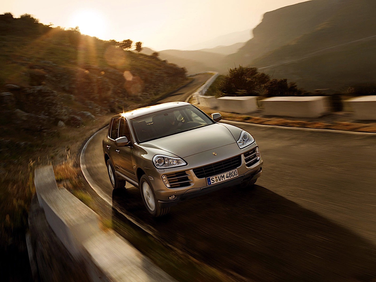 Porsche Cayenne S photo 8
