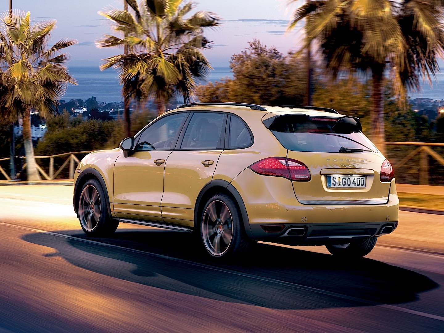 Porsche Cayenne S photo 6