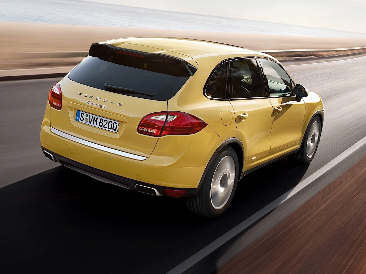 Porsche Cayenne S photo 7