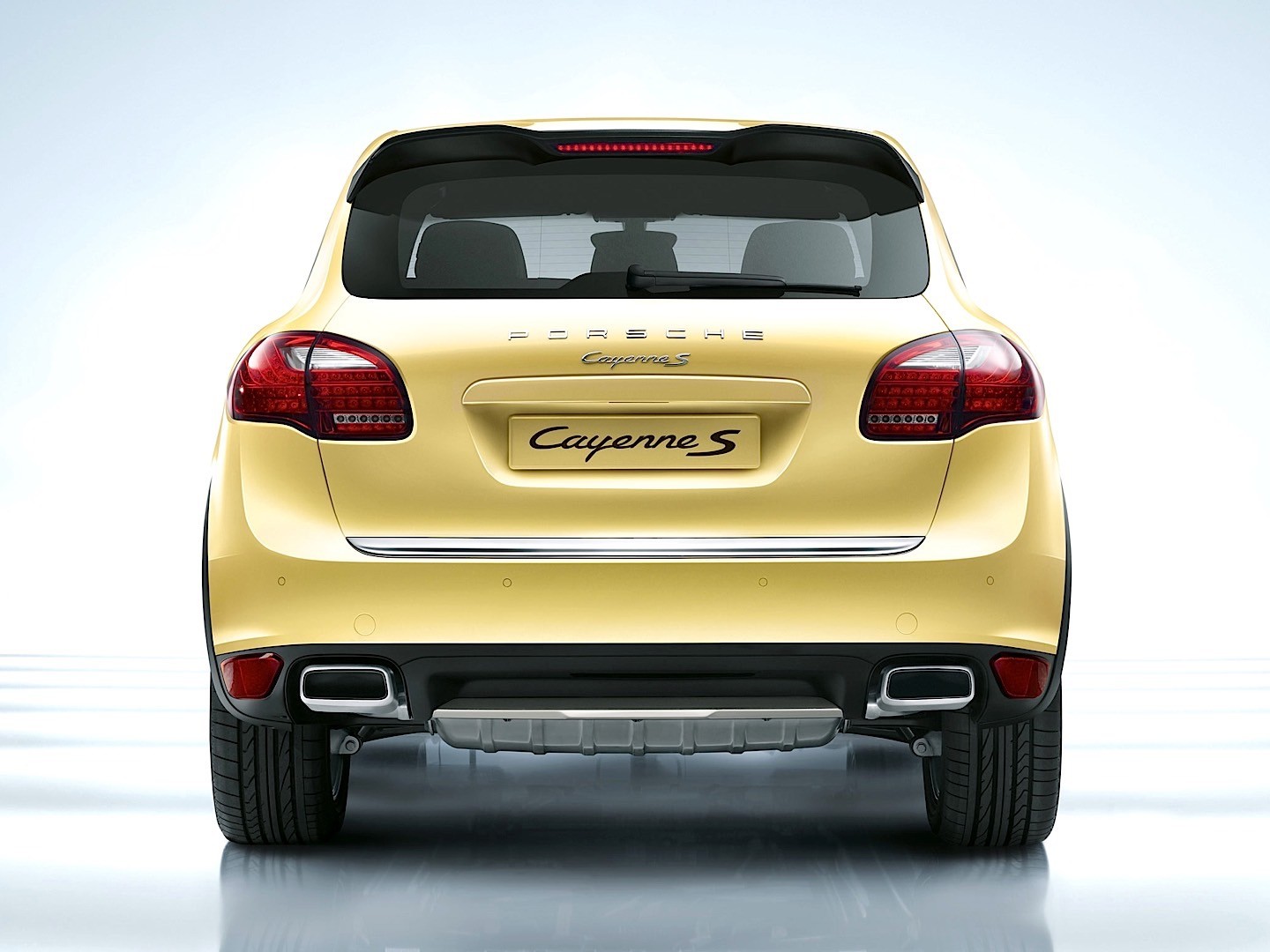 Porsche Cayenne S photo 8