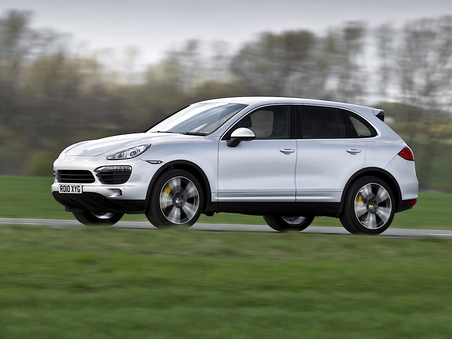 Porsche Cayenne S photo 23