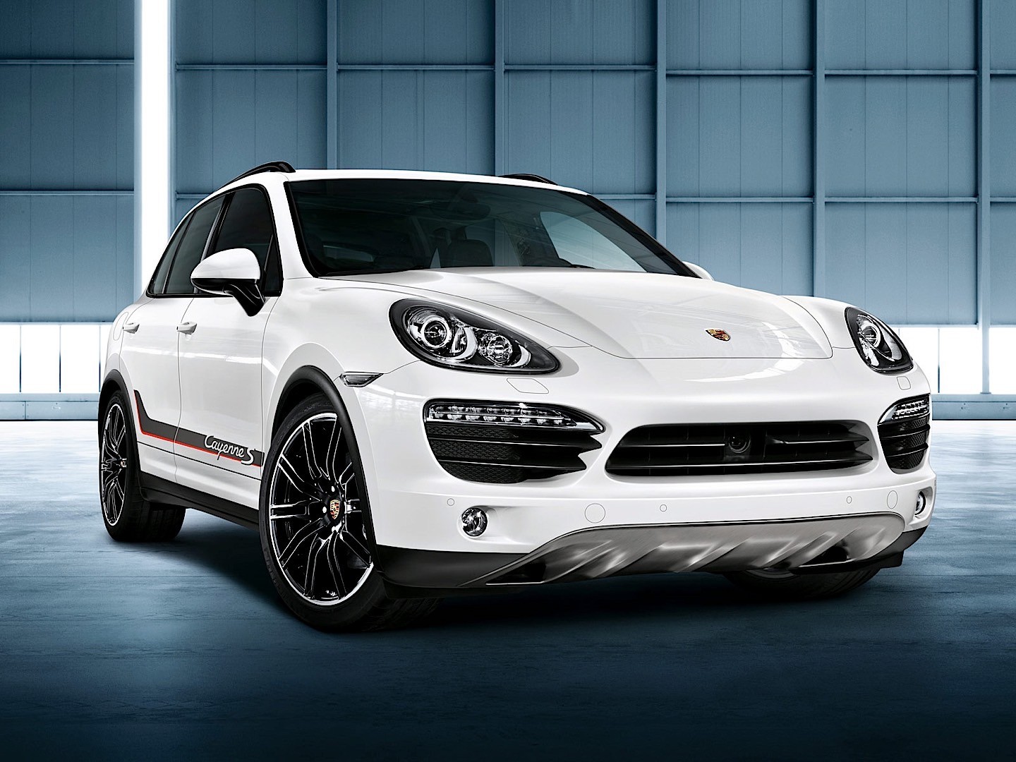 Porsche Cayenne S photo 25