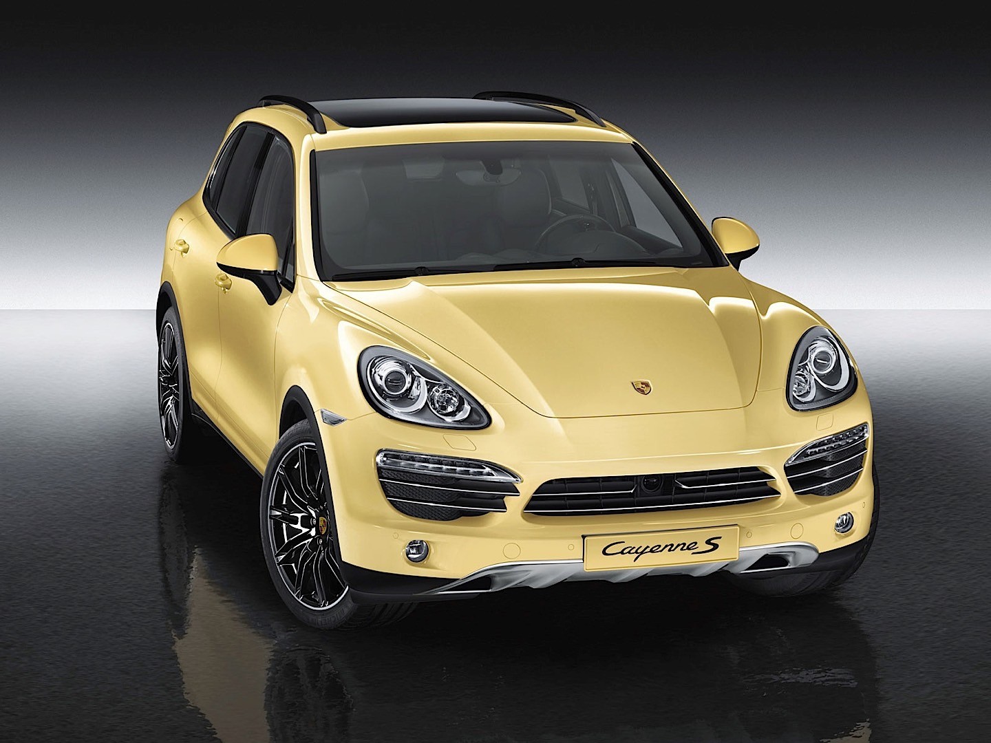 Porsche Cayenne S photo 26