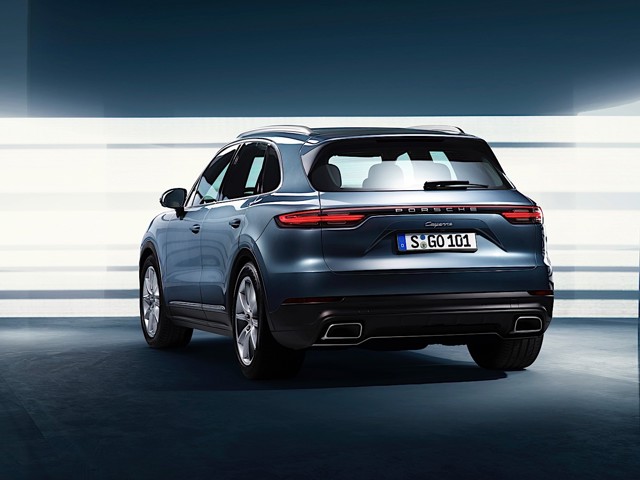 Porsche Cayenne S photo 11