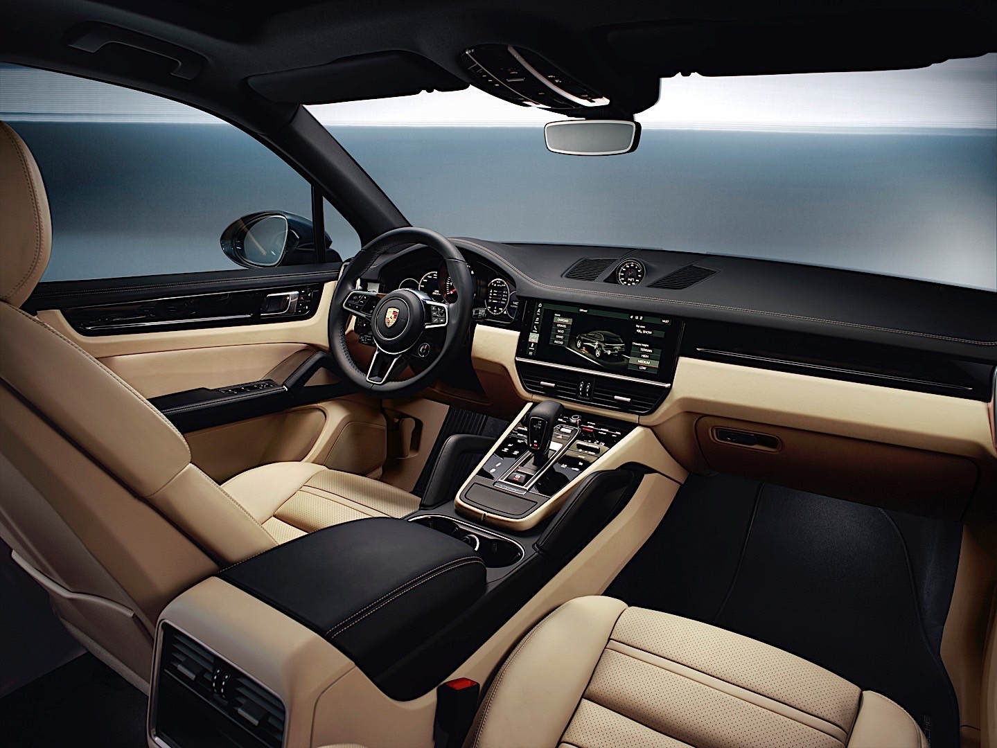 Porsche Cayenne S photo 18