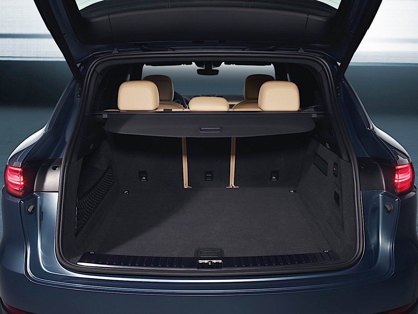 Porsche Cayenne S photo 21