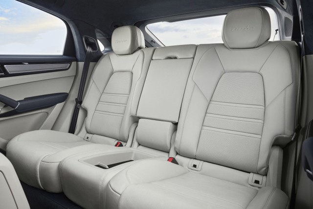 Porsche Cayenne Turbo Coupe photo 31