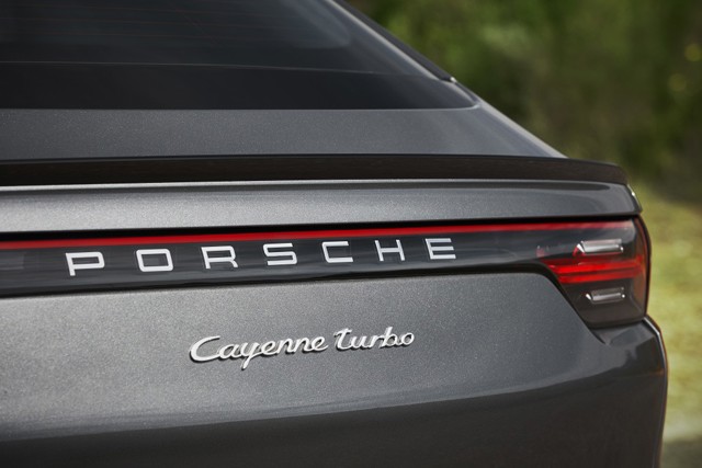 Porsche Cayenne Turbo Coupe photo 12