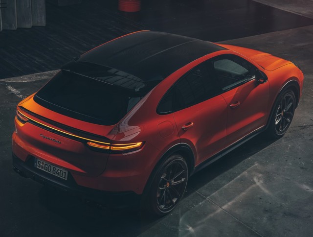 Porsche Cayenne Turbo Coupe photo 17