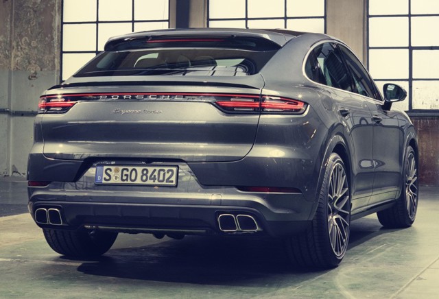 Porsche Cayenne Turbo Coupe photo 26