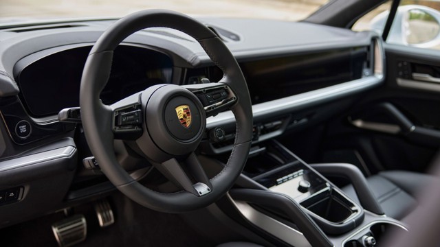 Porsche Cayenne Turbo E-Hybrid Coupe foto 24