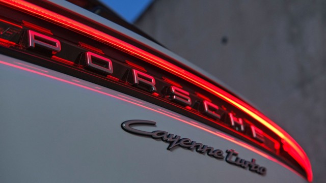 Porsche Cayenne Turbo E-Hybrid Foto 10