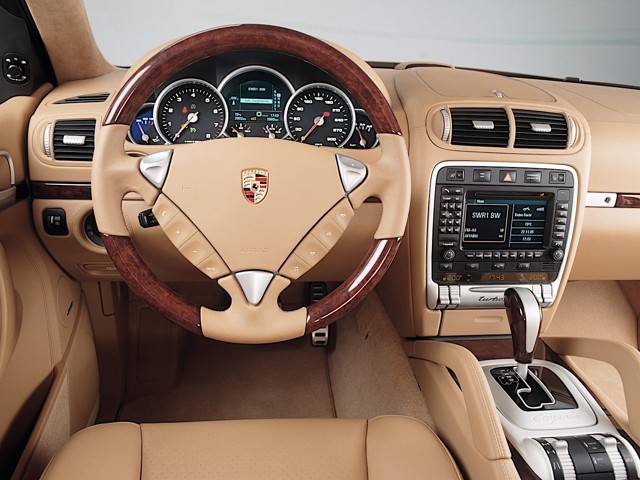 Porsche Cayenne Turbo S photo 38