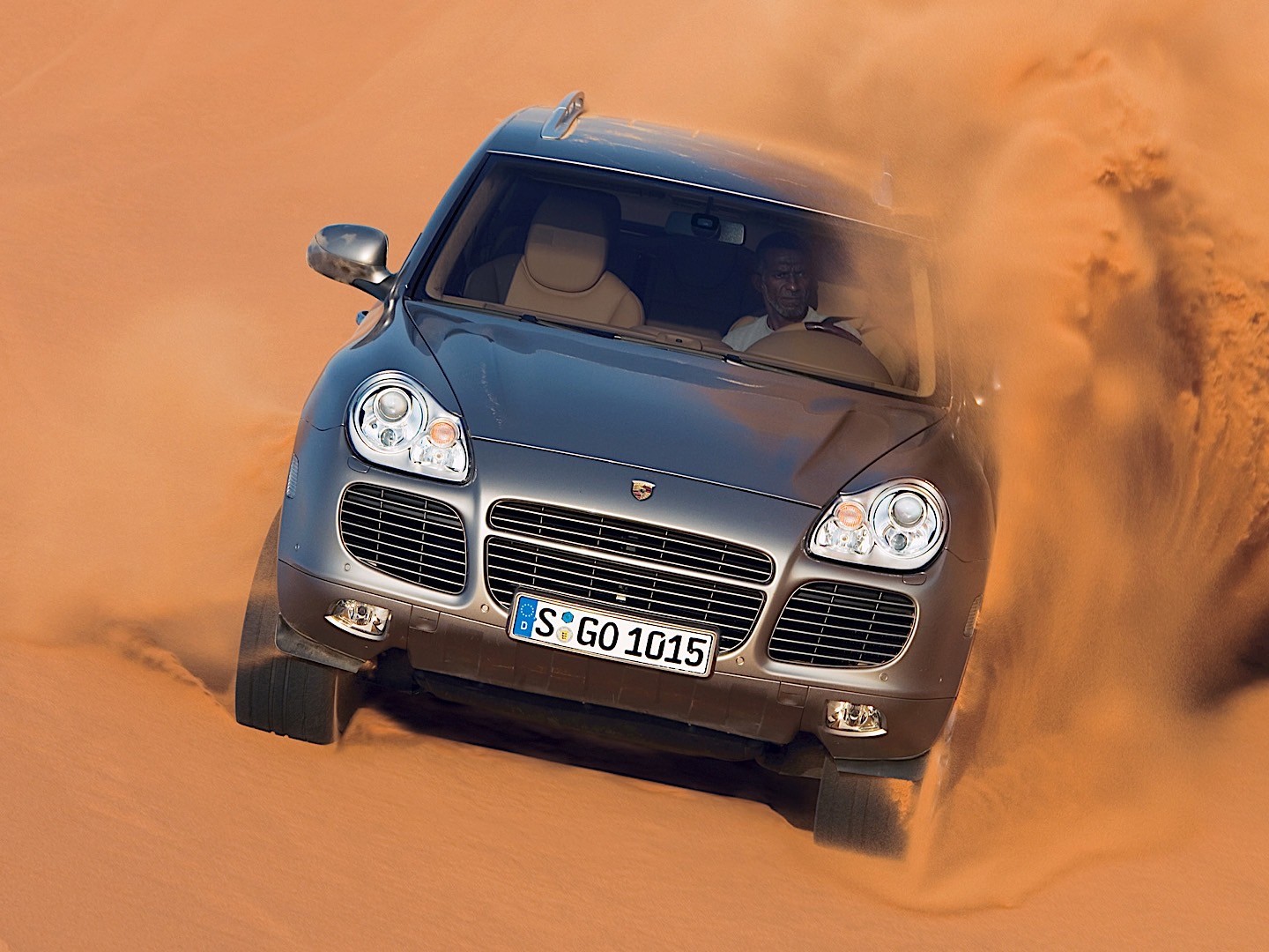 Porsche Cayenne Turbo S photo 13