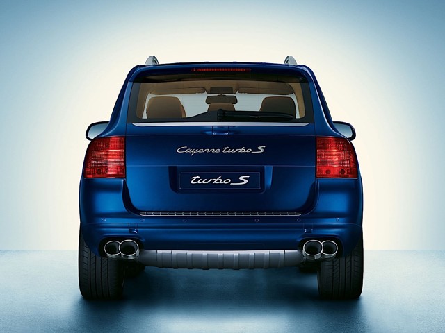 Porsche Cayenne Turbo S photo 25