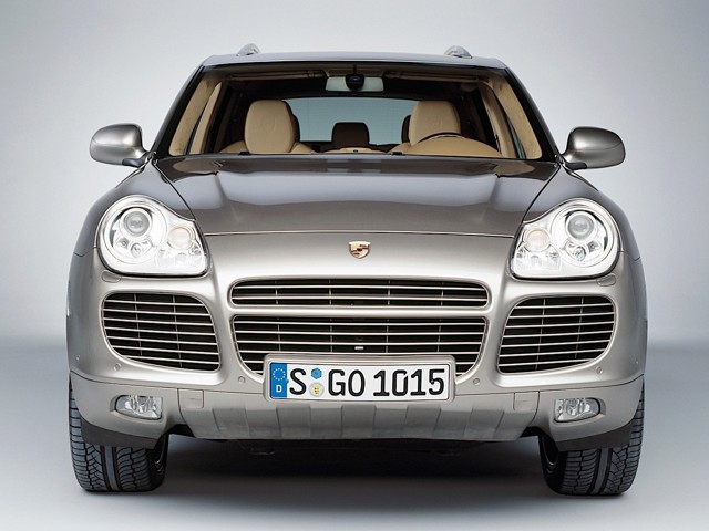 Porsche Cayenne Turbo S photo 28