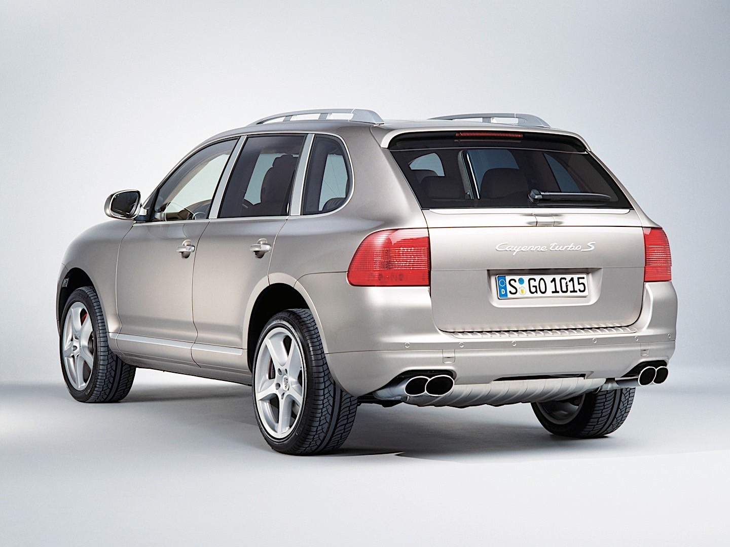 Porsche Cayenne Turbo S photo 32