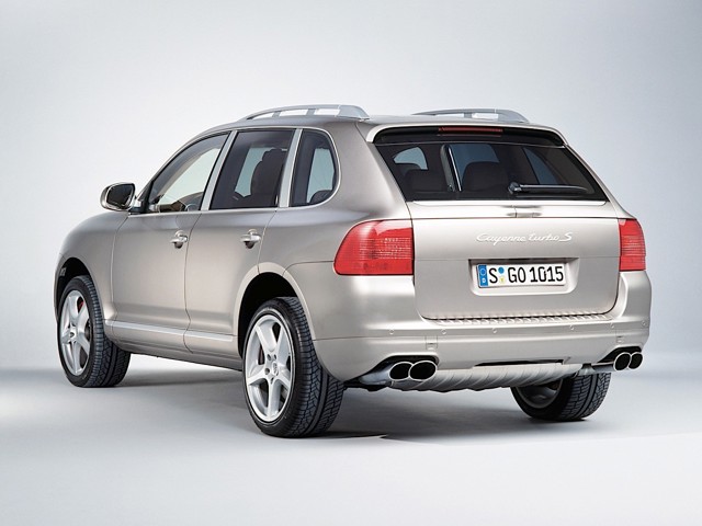 Porsche Cayenne Turbo S photo 32