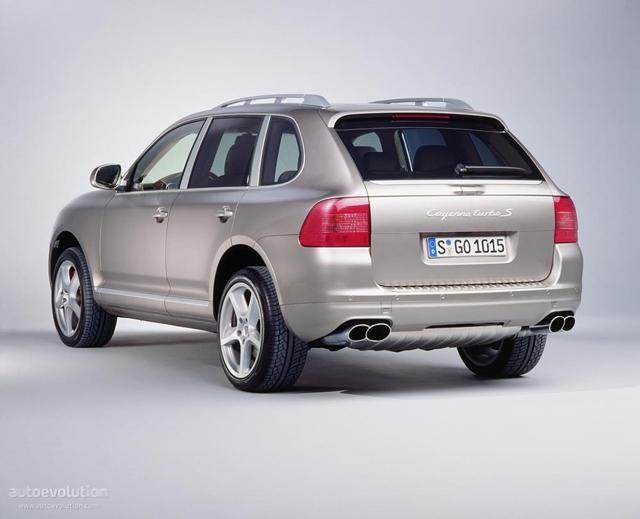 Porsche Cayenne Turbo S photo 7
