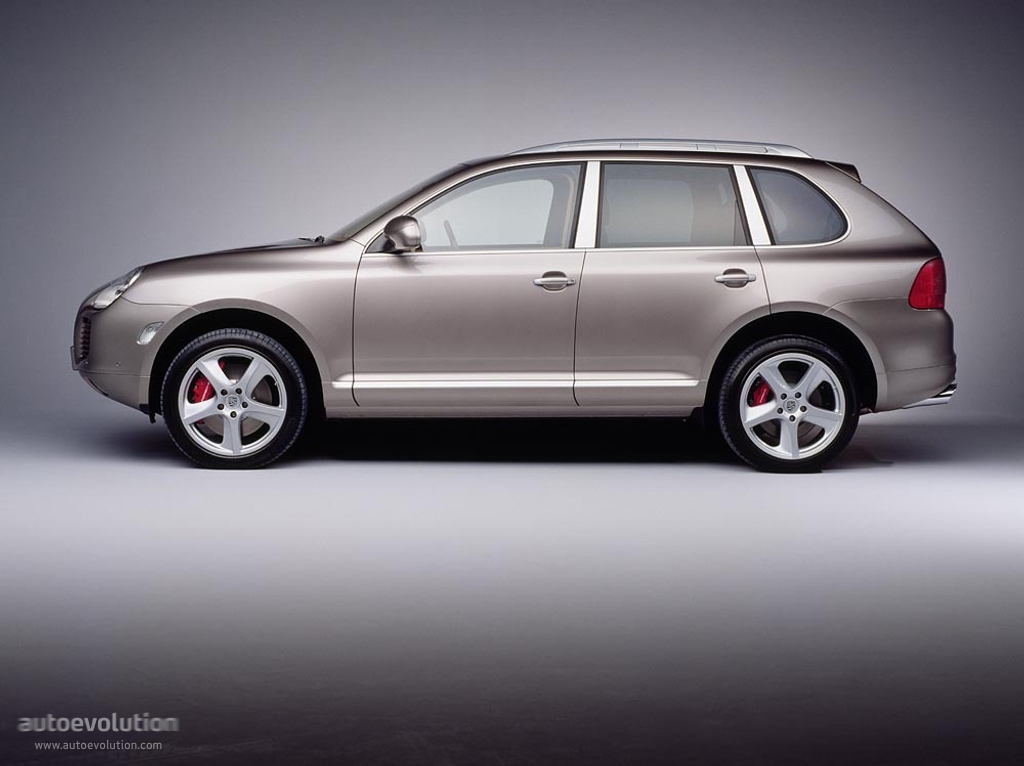 Porsche Cayenne Turbo S photo 10