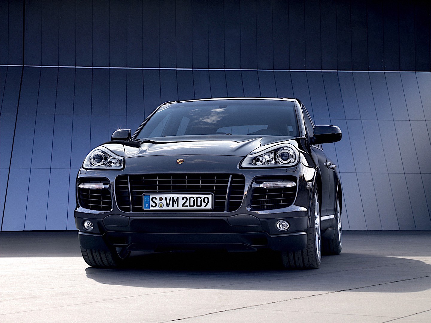 Porsche Cayenne Turbo S photo 8