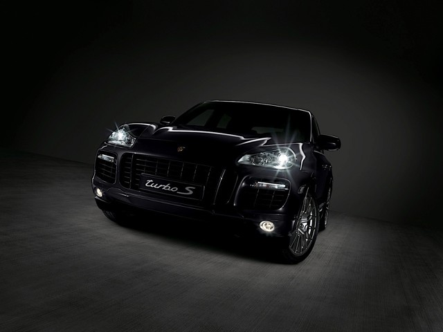 Porsche Cayenne Turbo S photo 13