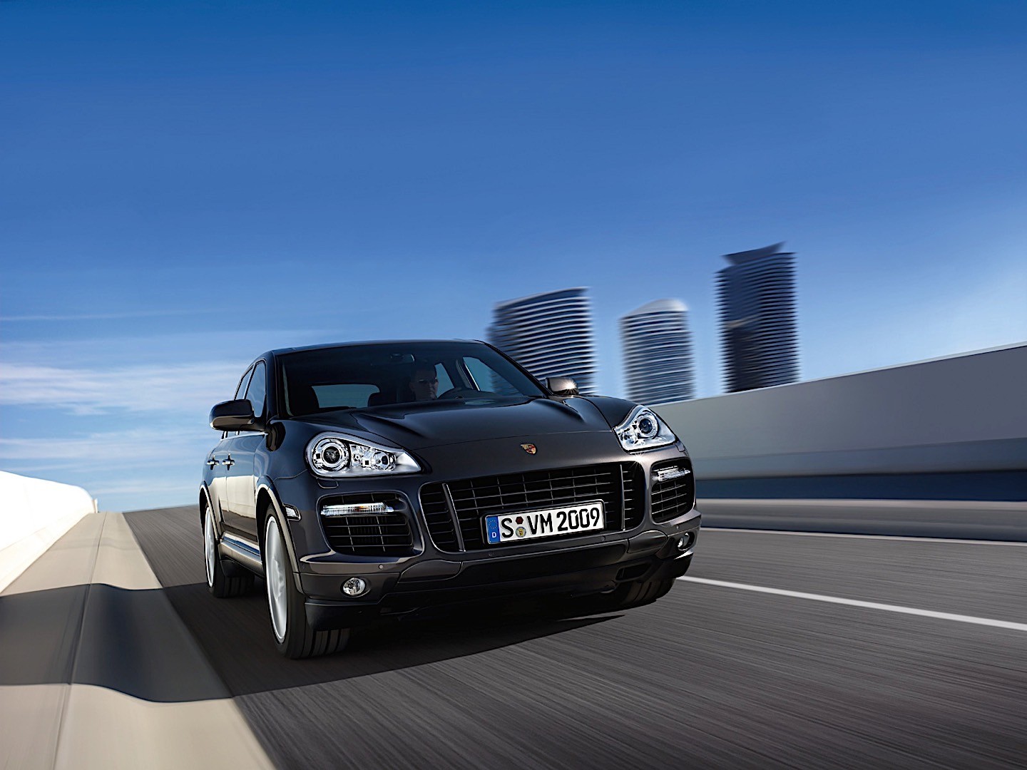 Porsche Cayenne Turbo S photo 14