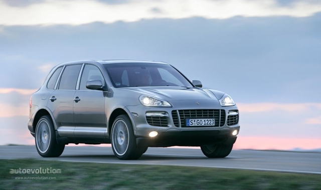 Porsche Cayenne Turbo S photo 1