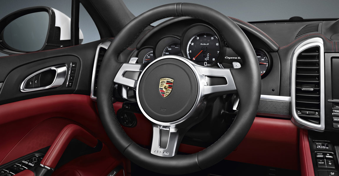 Porsche Cayenne Turbo S photo 26