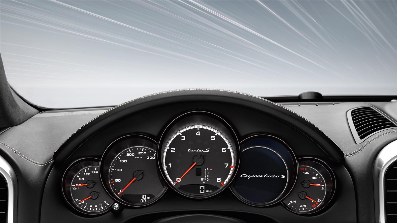 Porsche Cayenne Turbo S photo 36