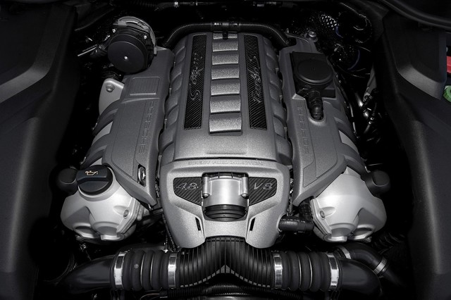 Porsche Cayenne Turbo S photo 30