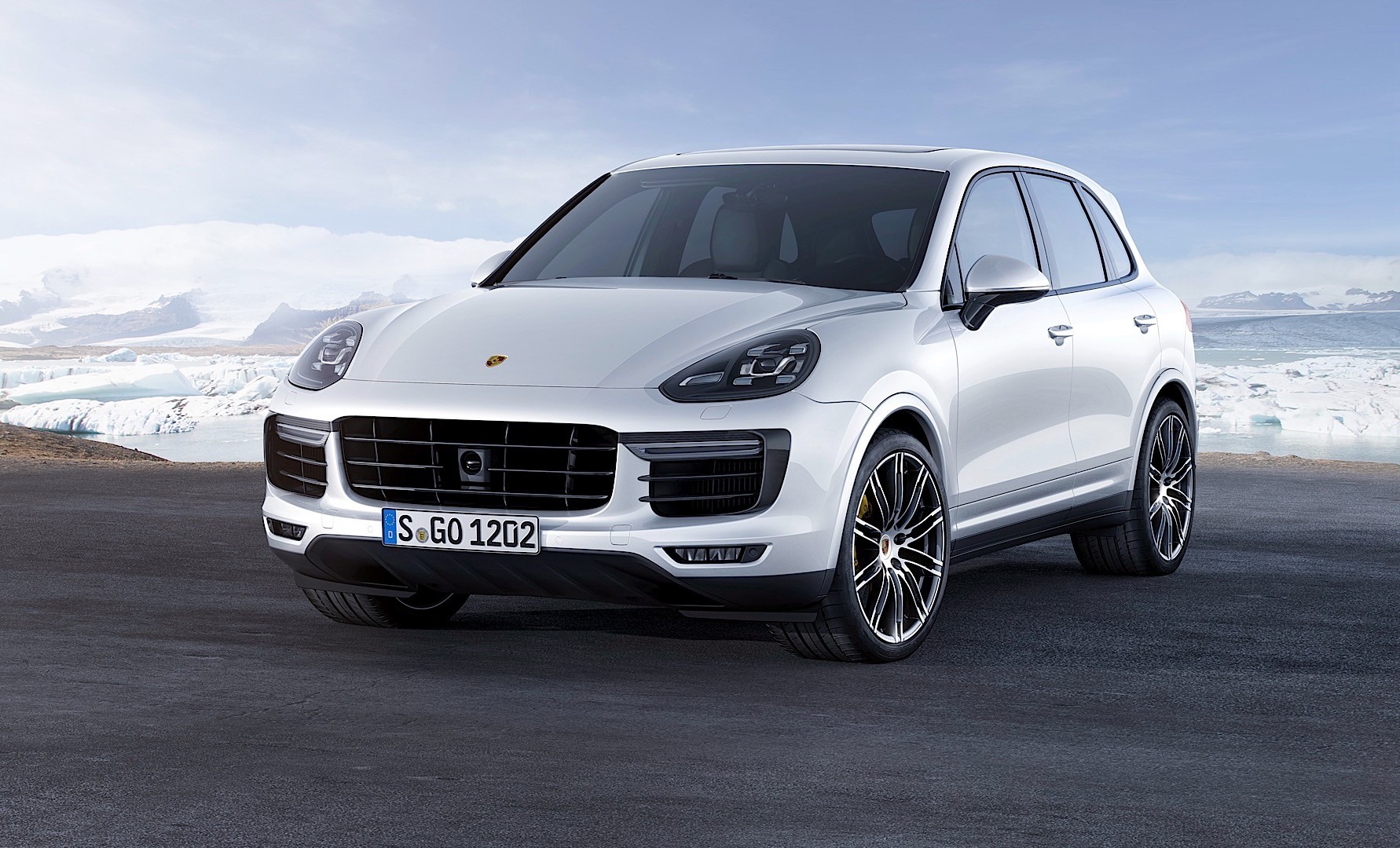 Porsche Cayenne Turbo S photo 4