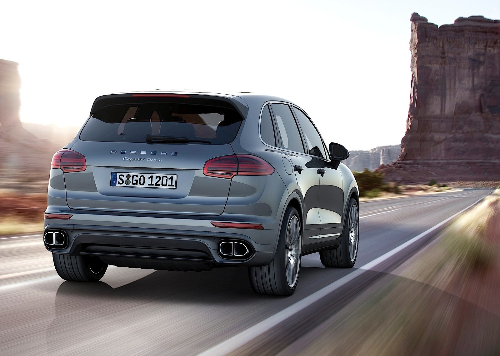 Porsche Cayenne Turbo photo 2
