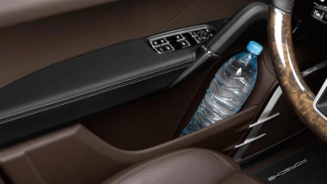 Porsche Cayenne Turbo photo 13