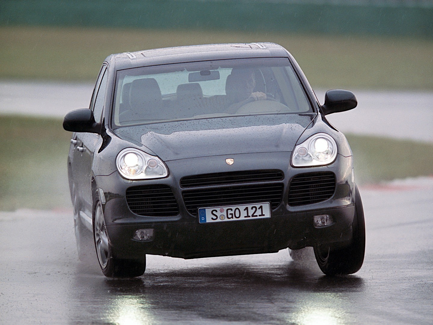 Porsche Cayenne Turbo photo 18