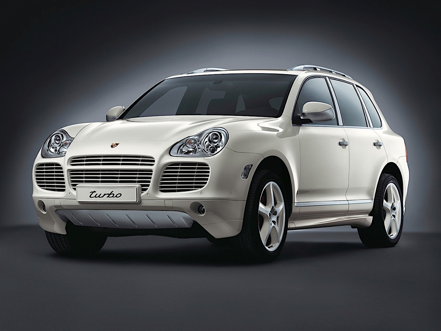 Porsche Cayenne Turbo photo 35