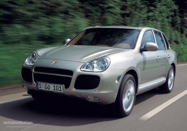 Porsche Cayenne Turbo foto 2