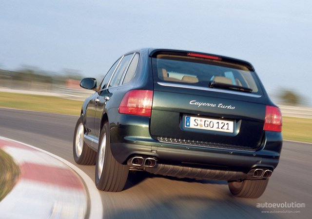 Porsche Cayenne Turbo foto 4
