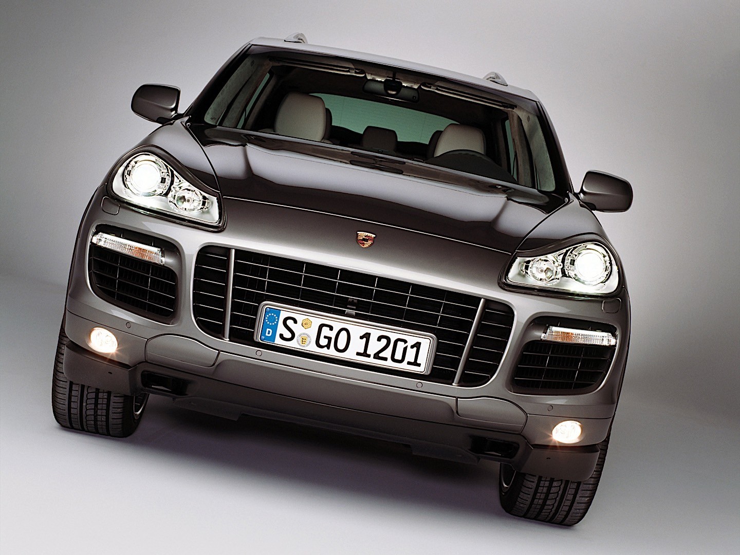 Porsche Cayenne Turbo photo 13