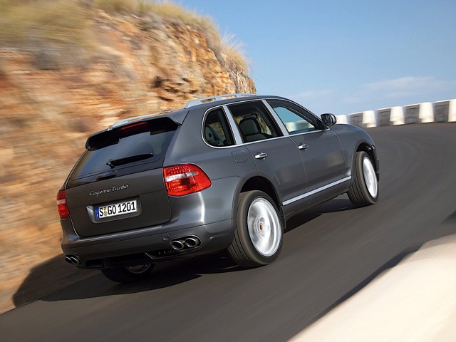 Porsche Cayenne Turbo Foto 15